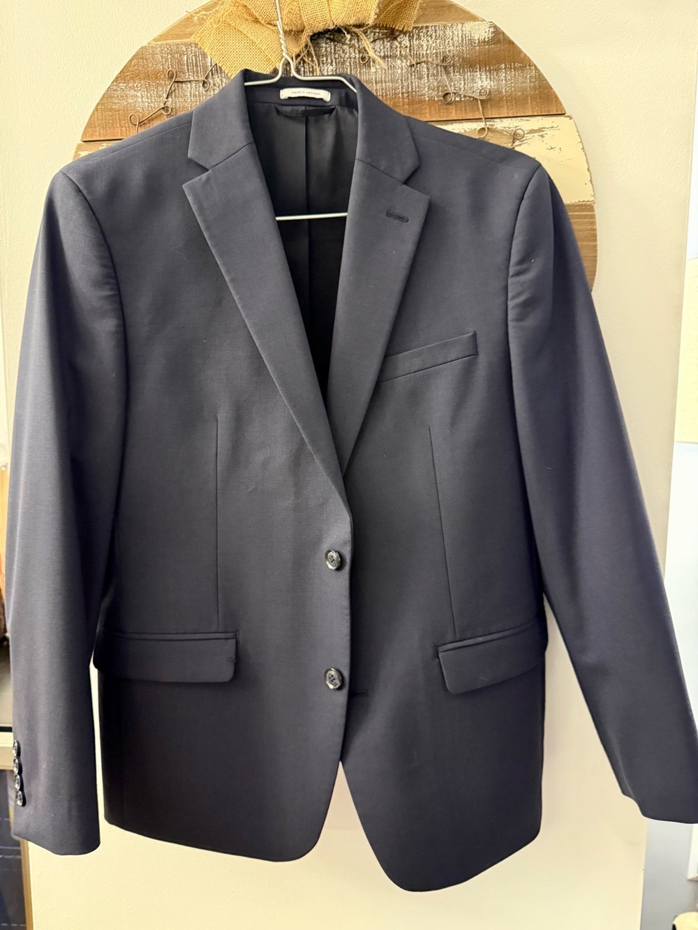 Bar III Men's Dark Gray Suit